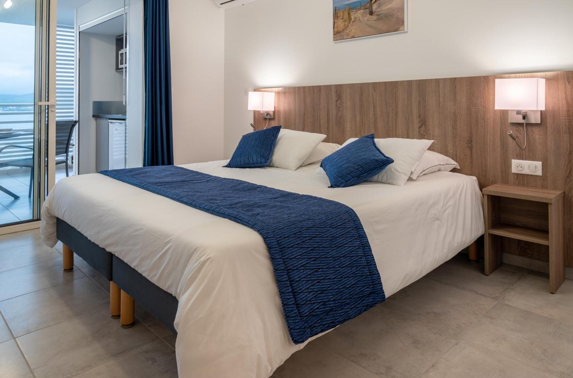 B&B Home Fort-De-France Marina Exteriör bild